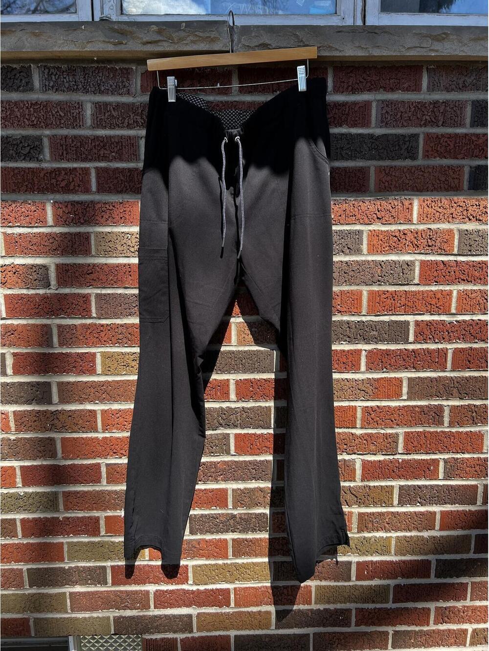 Beyond Scrubs Black High Rise Straight Fit Scrubs